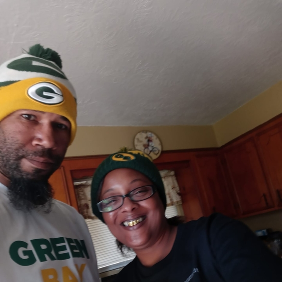 Meet your Posher, Sophie - Picture 1 of 1